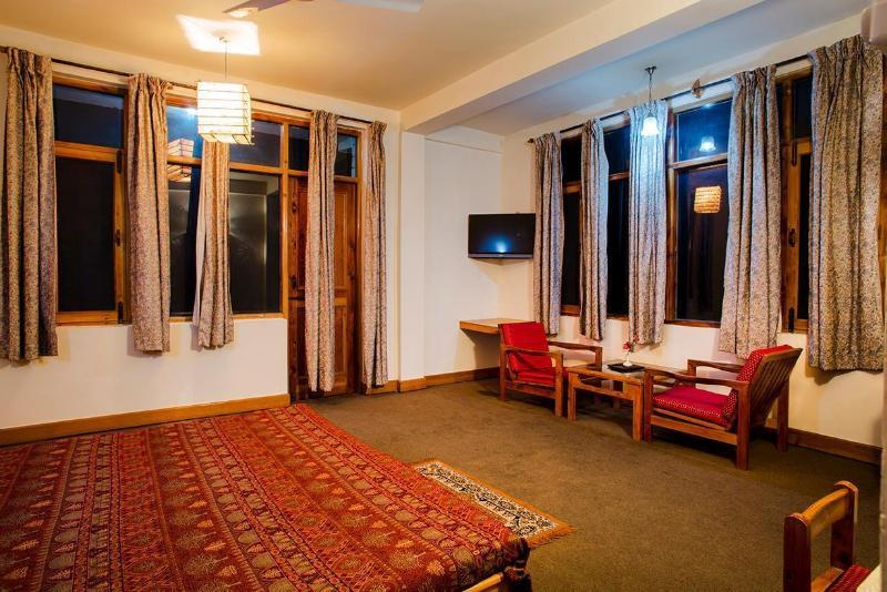 Hotel Manali Continental Dış mekan fotoğraf